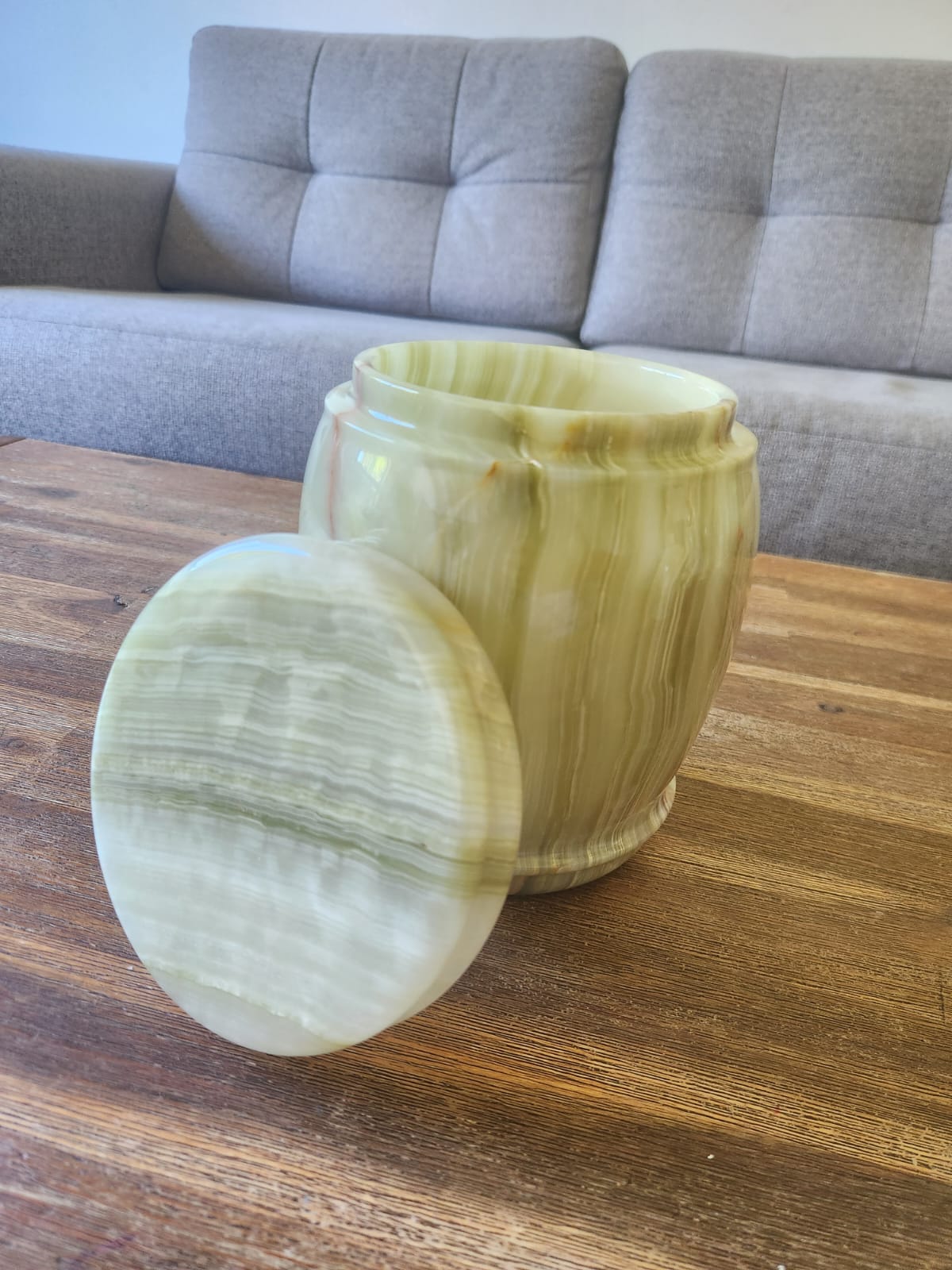 Handmade Green Onyx Urn – 18x15cm  Polished Marble Keepsake Container