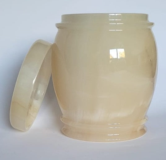 Handmade Honey Onyx Urn – 18x15cm  Warm Marble Accent Piece