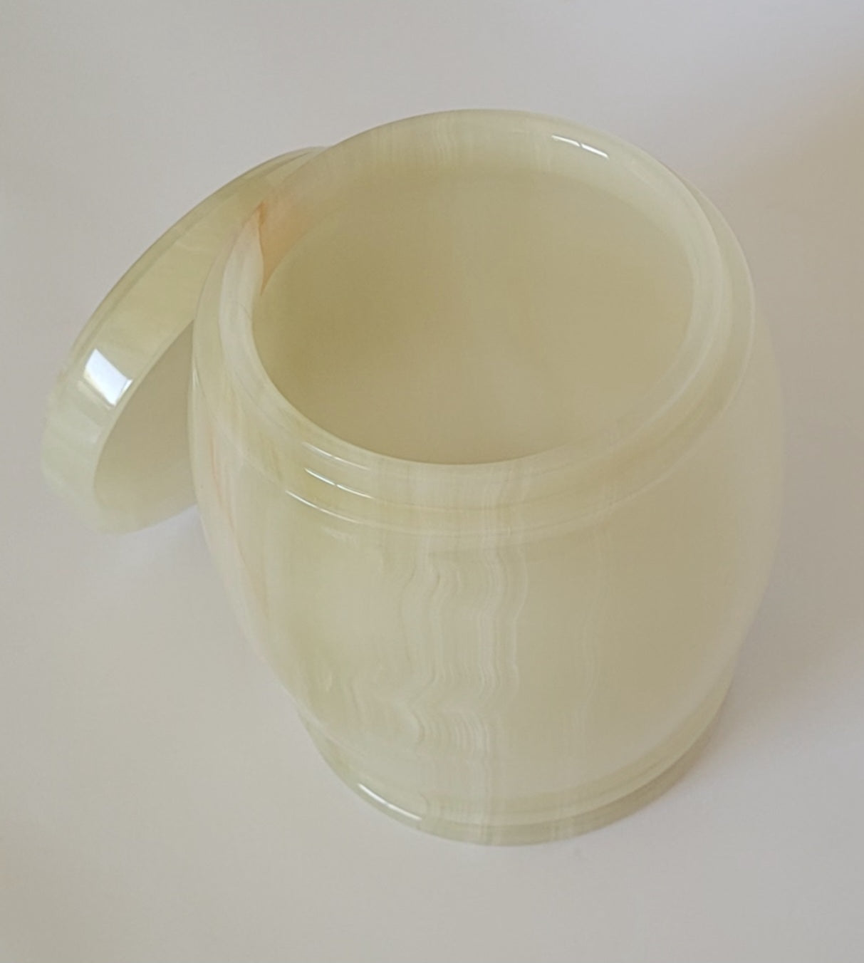 Handmade Green Onyx Urn – 18x15cm  Polished Marble Keepsake Container